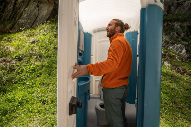 Portable Toilet Options We Offer in North Valley Stream, NY